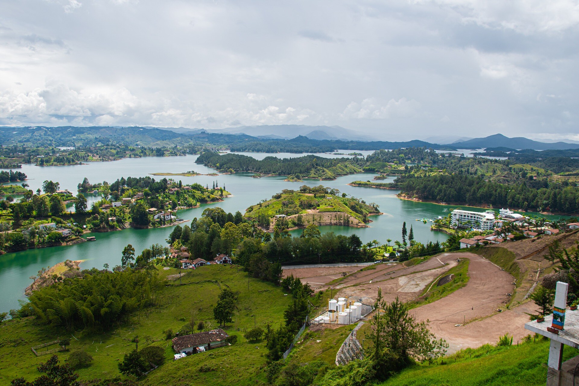 El Peñol Antioquia: potencia turística y de inversión